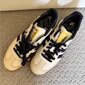 adidas OG Samba Originals — NWOT — 9.5